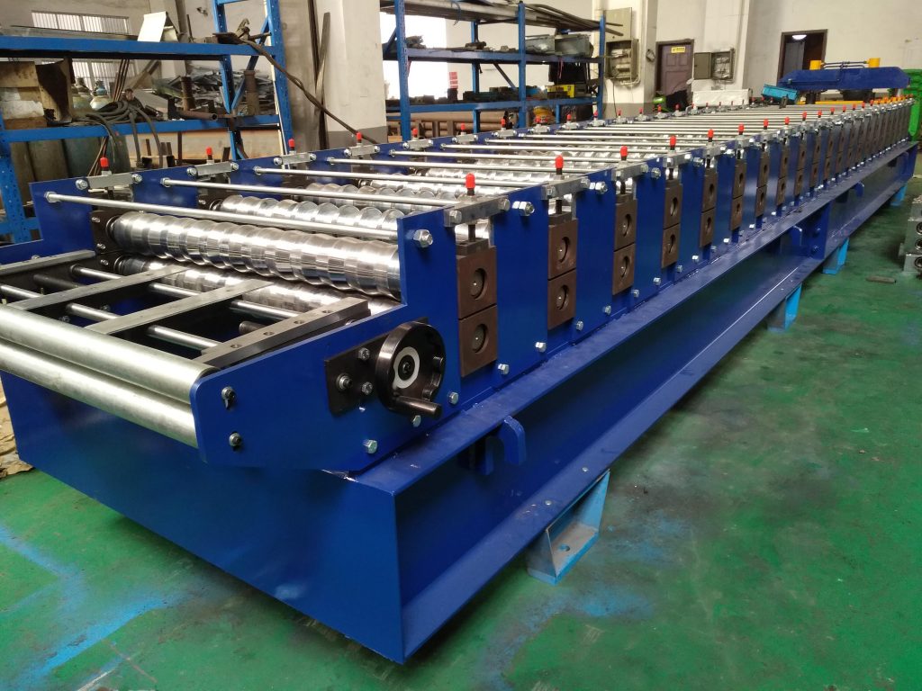 widespan roll forming machine