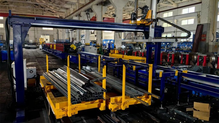 strut channel roll former