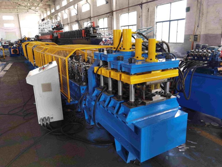 Çelik Kapı Rulo Şekillendirme Makinesi 13 kapı çerçevesi rulo şekillendirme makinesi