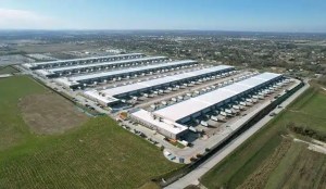 Máquina perfiladora de rodillos para centros de datos